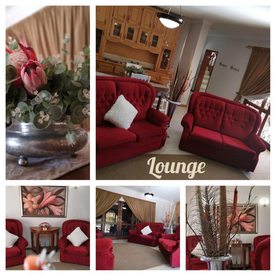 Tuscany Vryburg 外观 照片