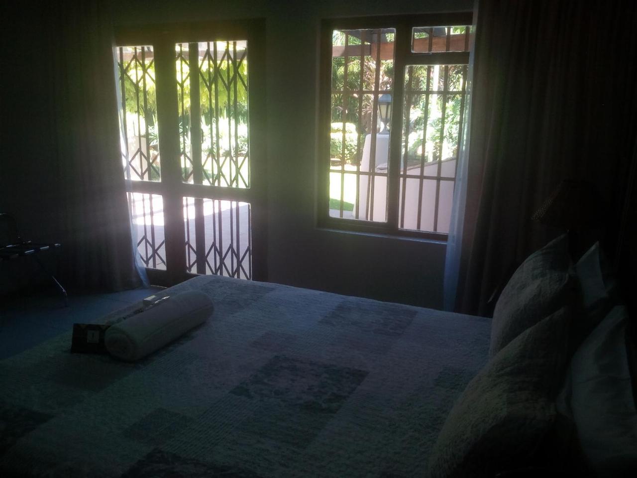 Tuscany Vryburg 外观 照片