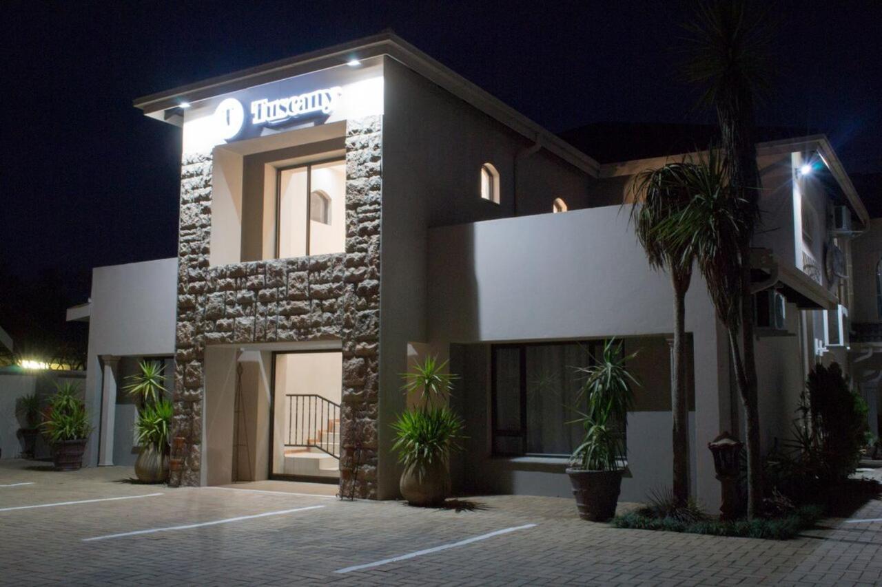 Tuscany Vryburg 外观 照片