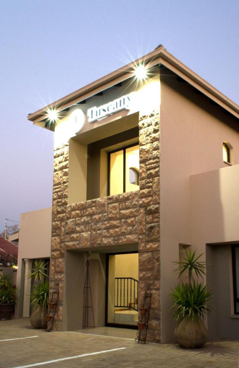 Tuscany Vryburg 外观 照片